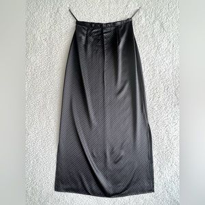 Banana Republic 100% SILK Silver Grey Maxi Skirt with Side Slits Size 6